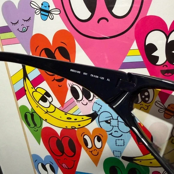 Balenciaga Wrap Sunglasses - Picture 5 of 5